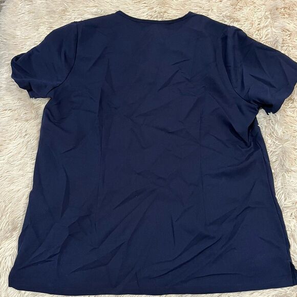 Figs Technical Collection Scrub Top Large Navy Blue Casma 3 Pocket Top - Picture 9 of 10